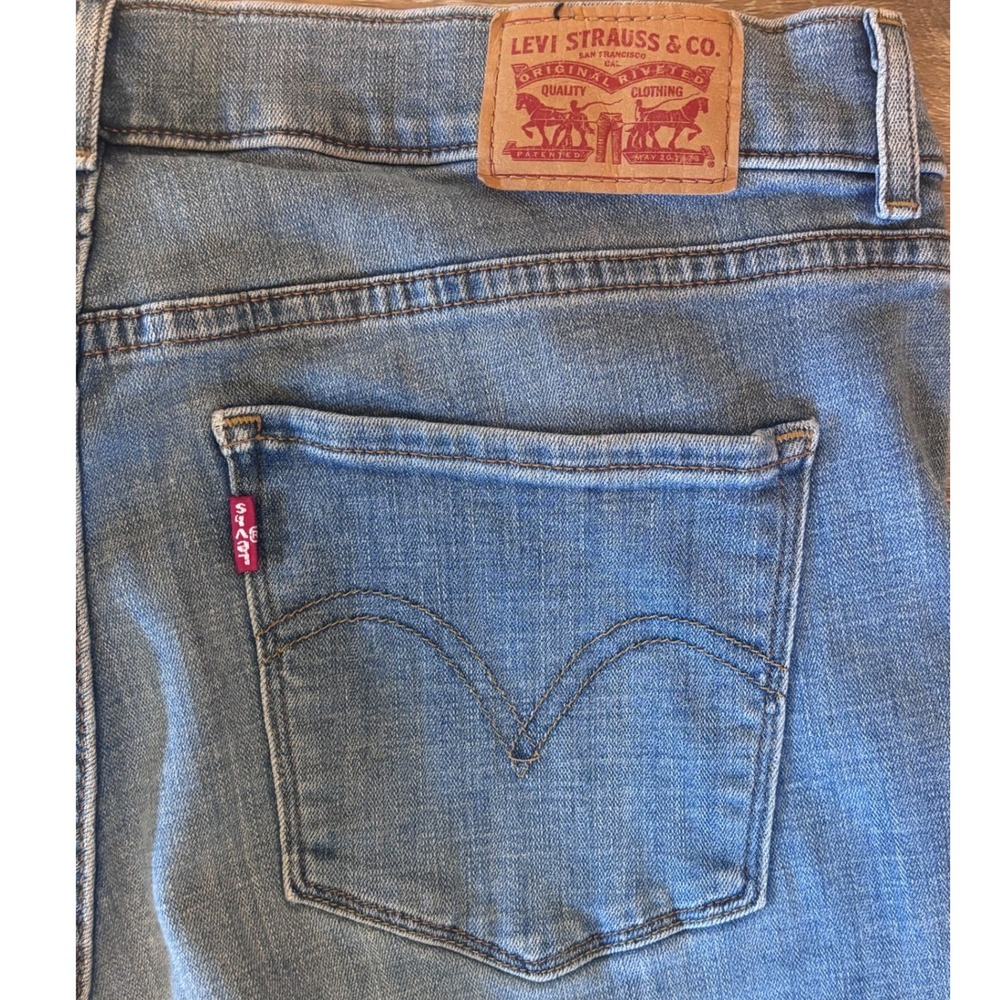 NWOT Levi's Classic Boot Cut Jeans Women's 14 Medium Wash Classic Stretch Denim - Picture 14 of 14